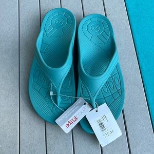 Aetrex Fiji New 11 Aqua